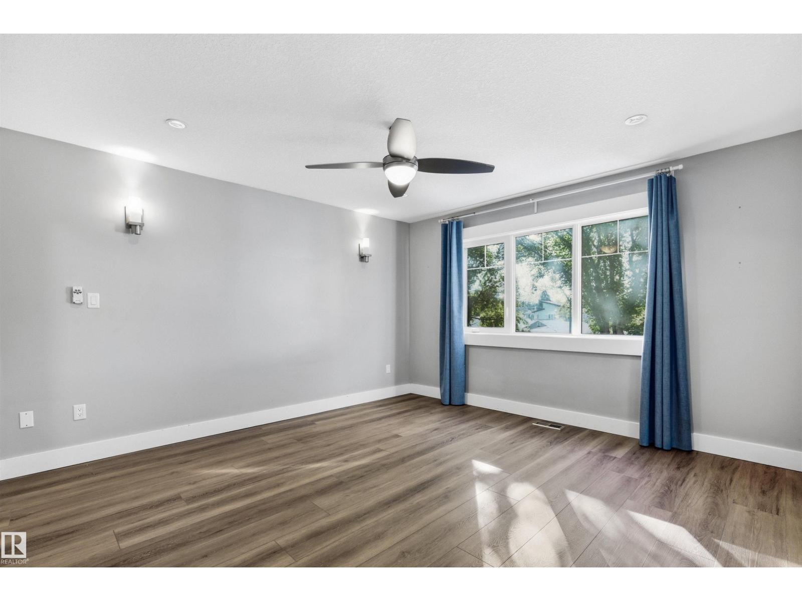 9945 78 ST NW - 20