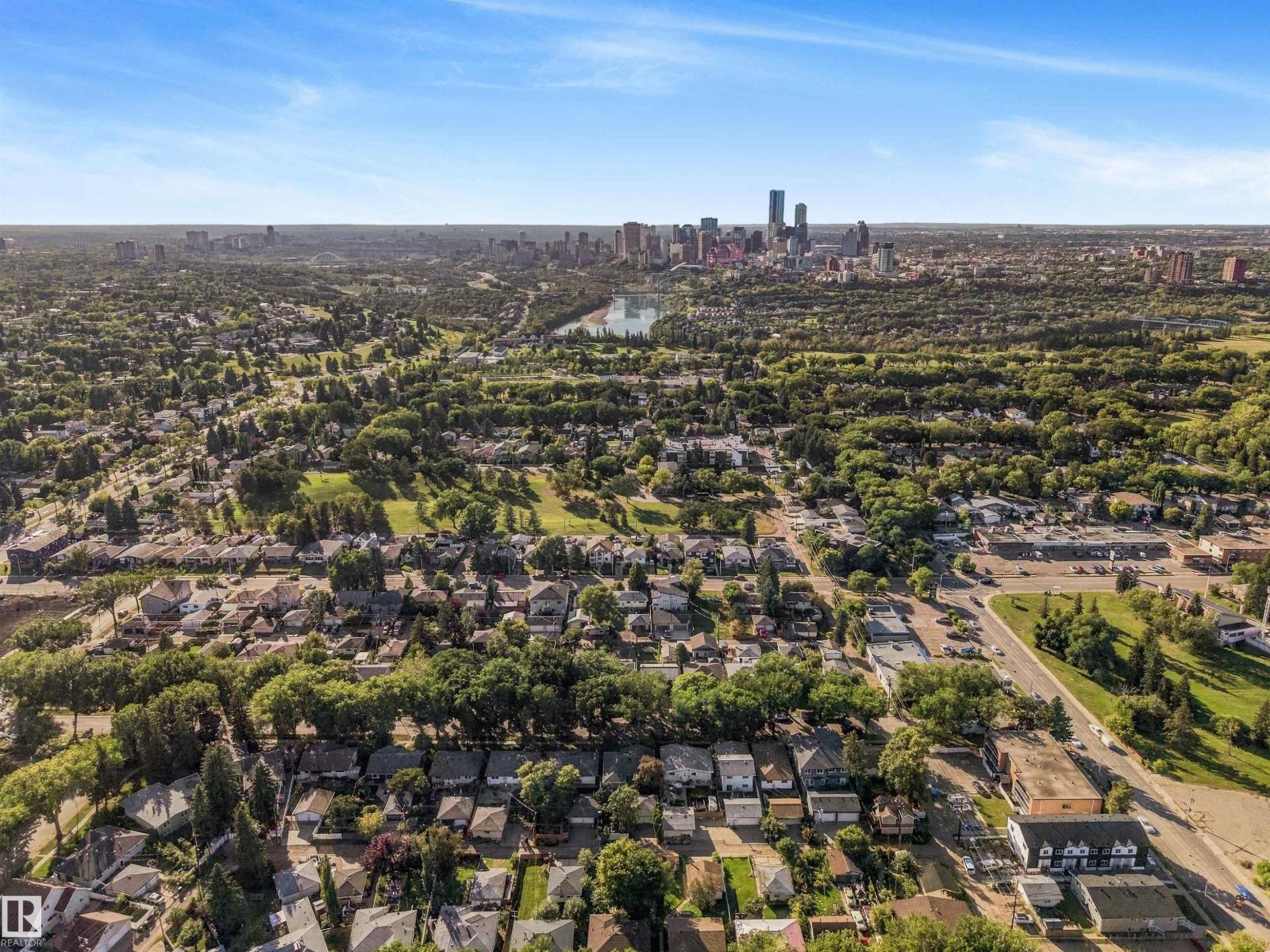 9945 78 ST NW - 45
