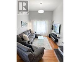 34 Watson Crescent, Brampton, ON L6W1E7 Photo 7