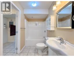 4016 Pebble Beach Drive, Osoyoos, BC V0H1V4 Photo 32