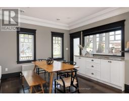 Kitchen - 39 Loyalist Road, Toronto, ON M9A3P2 Photo 6