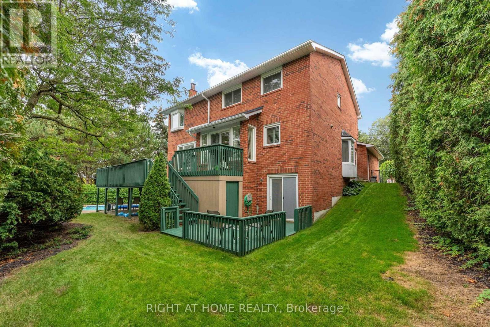 20 MOWAT COURT - Image 49