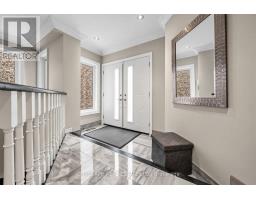 Living room - 5610 Cortina Crescent, Mississauga, ON L4Z3R3 Photo 6