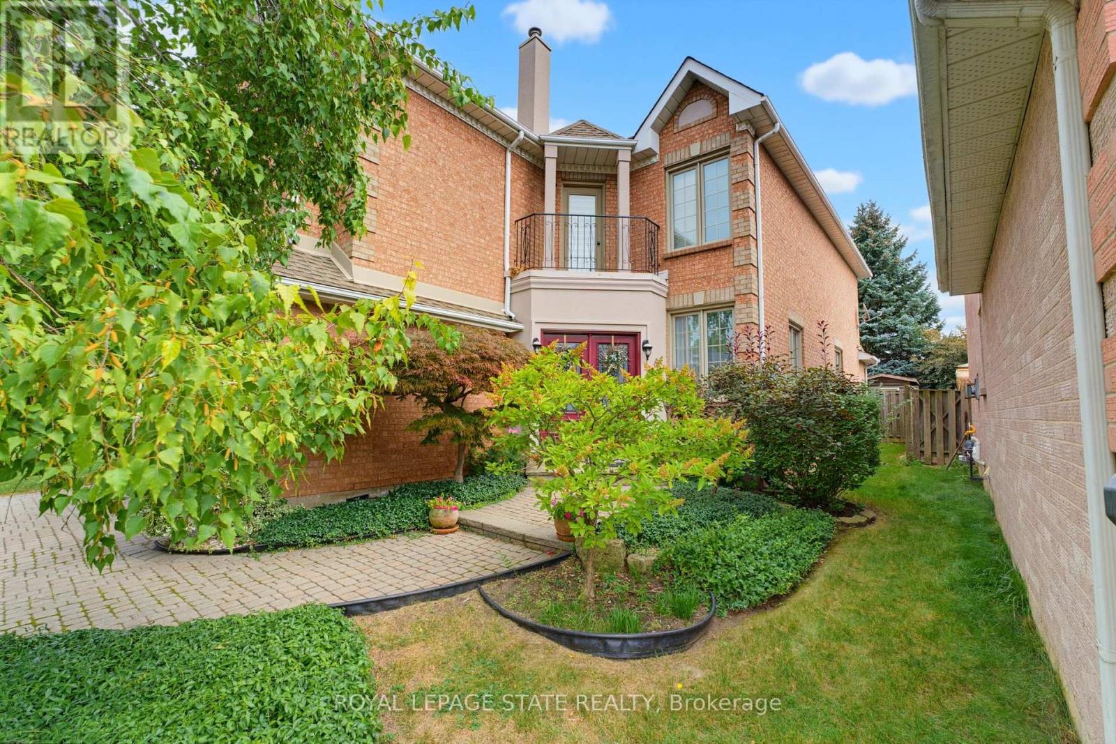 144 COVE CRESCENT, Hamilton (Lakeshore) — photo 2