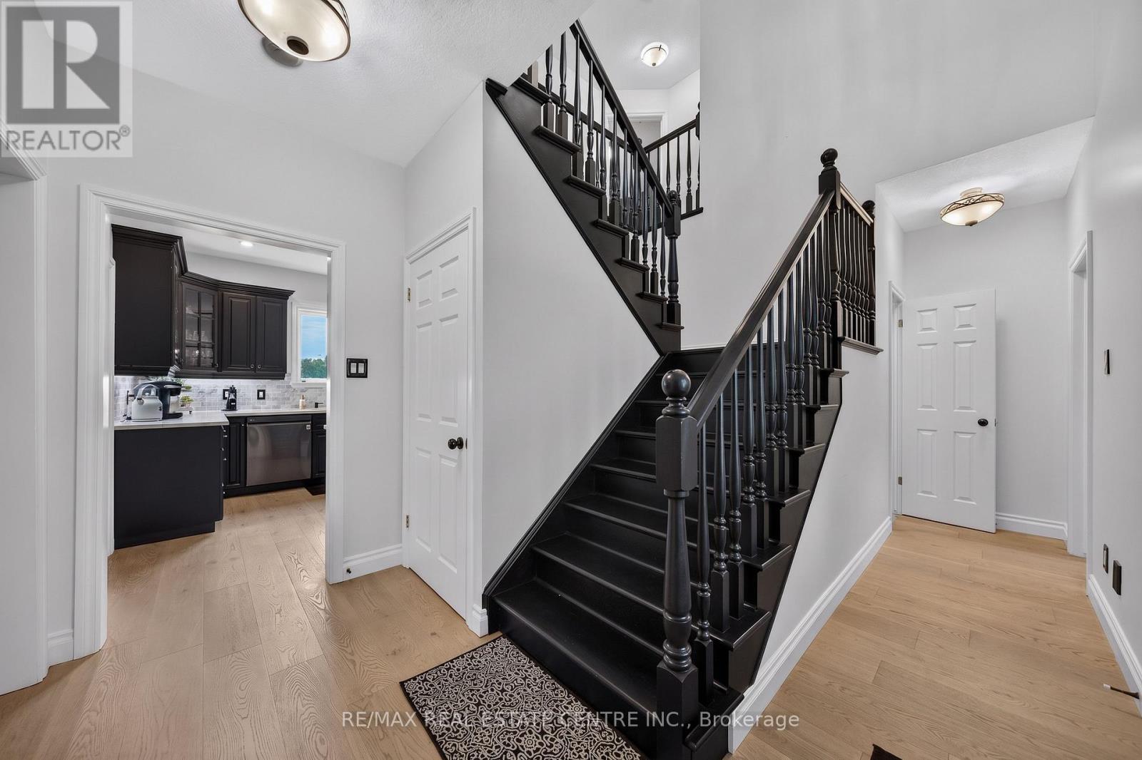 1295 SHEFFIELD ROAD, North Dumfries — photo 9