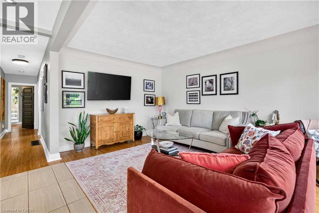 592 ABERDEEN Avenue, Hamilton — photo 9