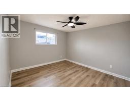 Kitchen - 15 Empire Street Unit# 1, Welland, ON L3B2L3 Photo 6
