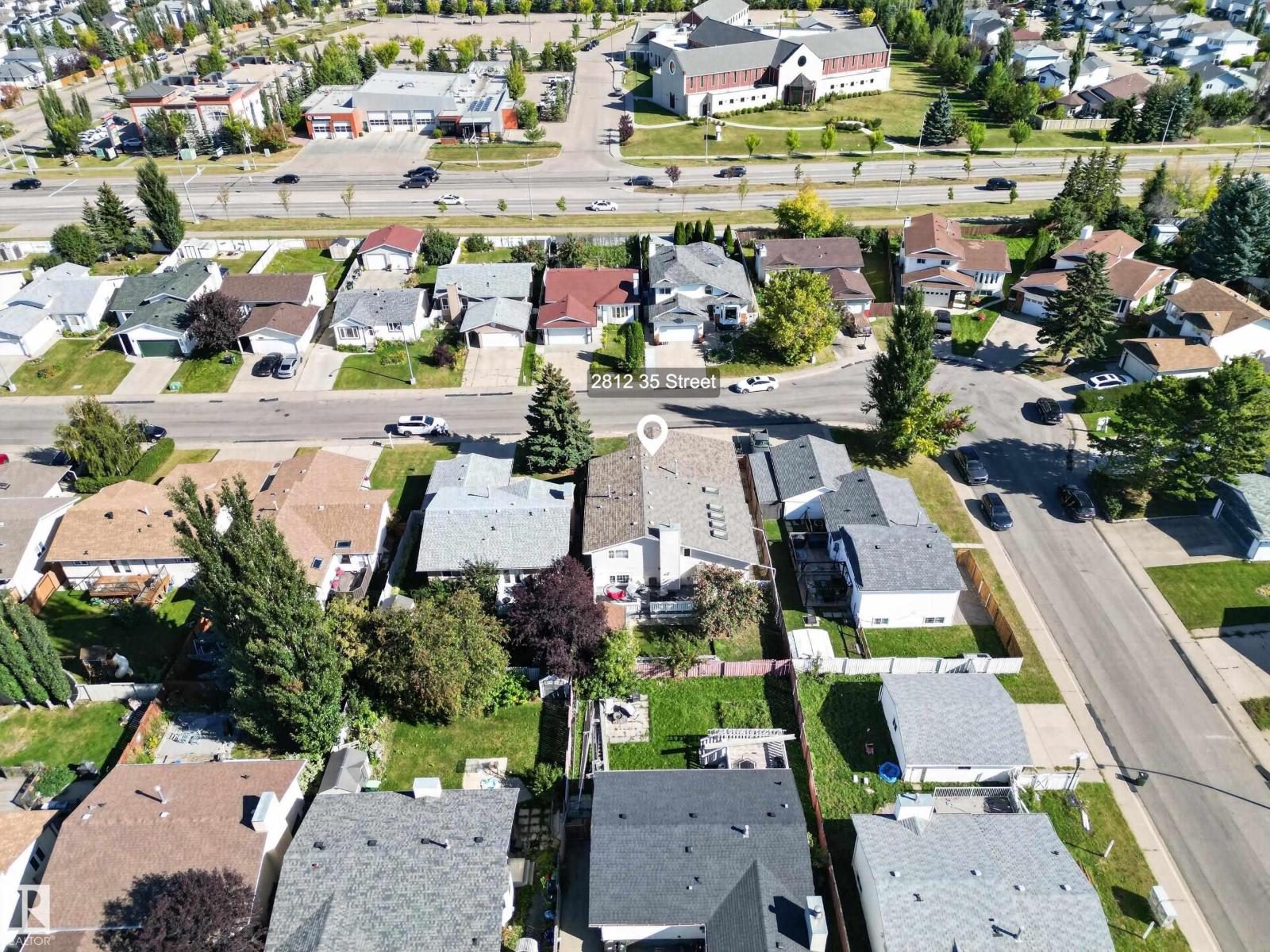 2812 35 ST NW - 60