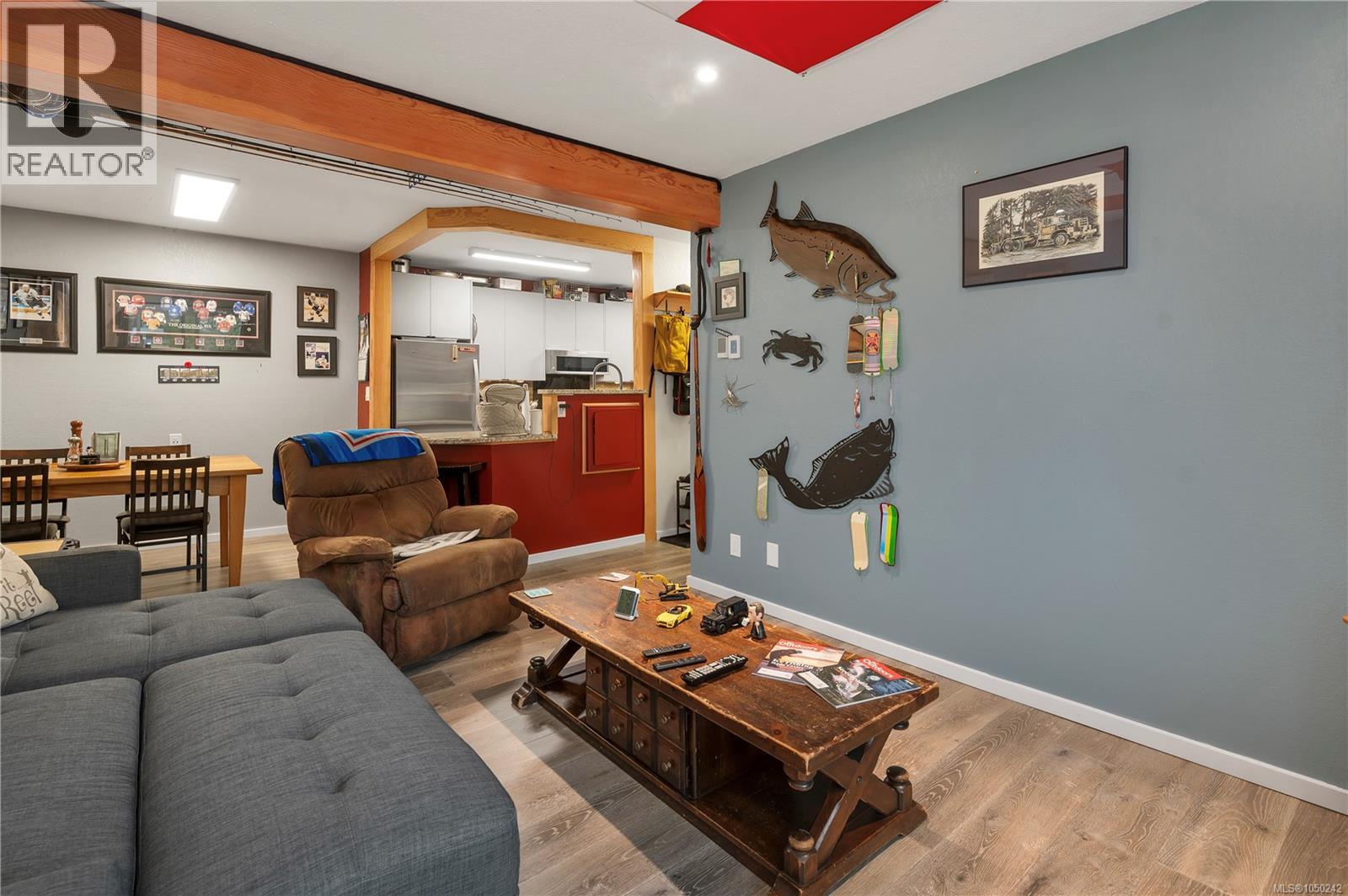 #310 611 MacMillan Dr - 11
