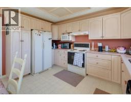 Patio - 1847 El Sereno Dr, Saanich, BC V8N6K4 Photo 12