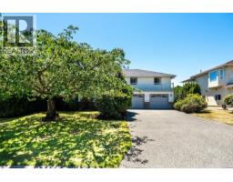 1847 El Sereno Dr, Saanich, BC V8N6K4 Photo 47