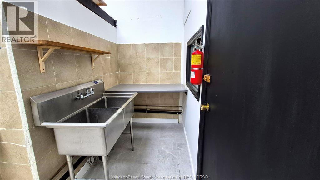 116 PARK STREET West Unit# 5, Windsor — photo 10