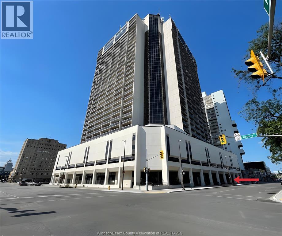 116 PARK STREET West Unit# 5, Windsor — photo 2