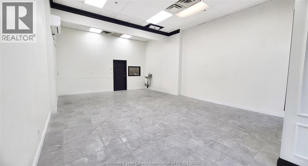 116 PARK STREET West Unit# 5, Windsor — photo 4