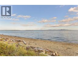 5229 Jersey Rd, Saanich, BC V8Y2H2 Photo 31