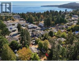 5229 Jersey Rd, Saanich, BC V8Y2H2 Photo 23