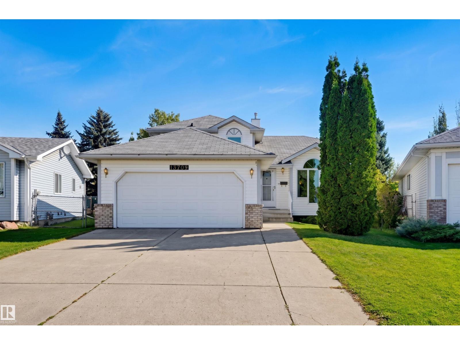 13709 131 AV NW - 1