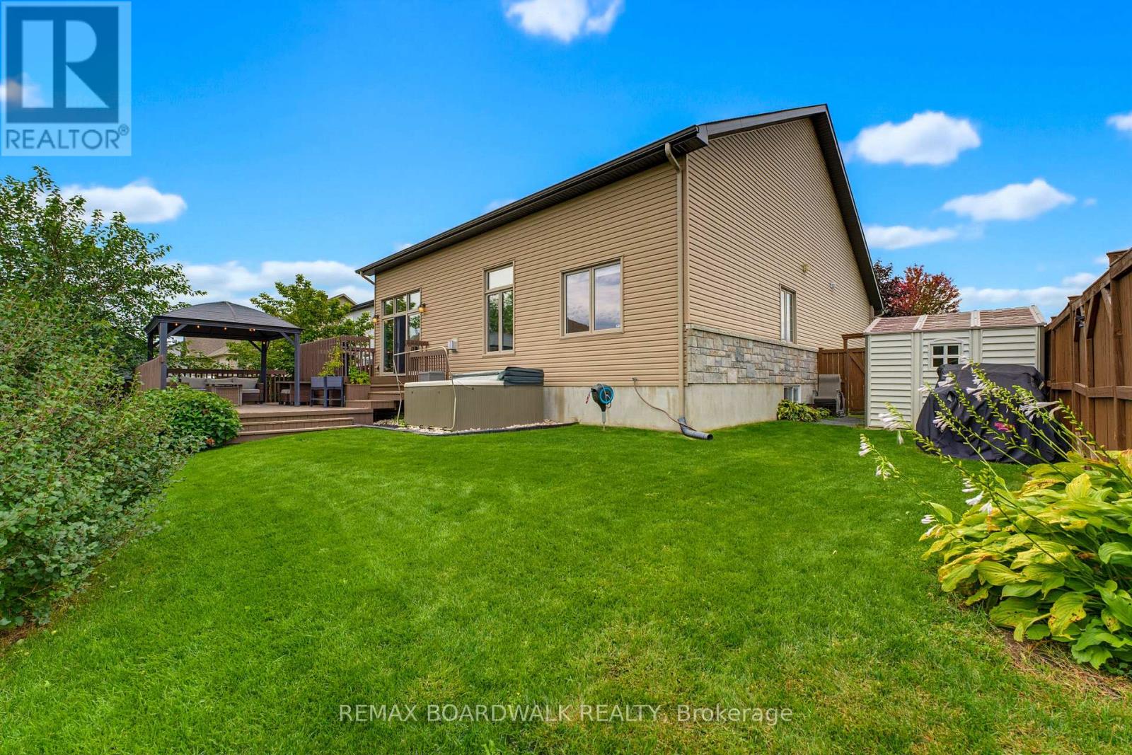 236 STERLING AVENUE - Image 38