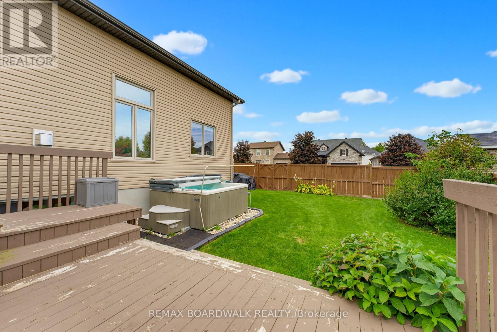 236 STERLING AVENUE - 39