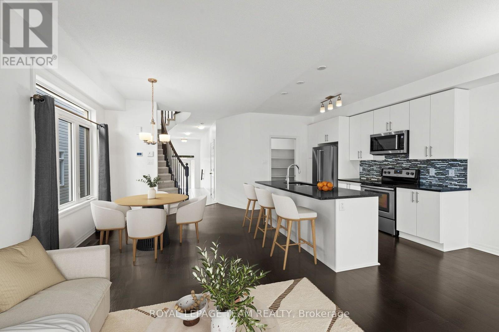 547 RIOJA STREET, Ottawa — photo 11