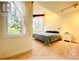 Den - 181 Thornbury Crescent, Ottawa, ON K2G6C2 Photo 9