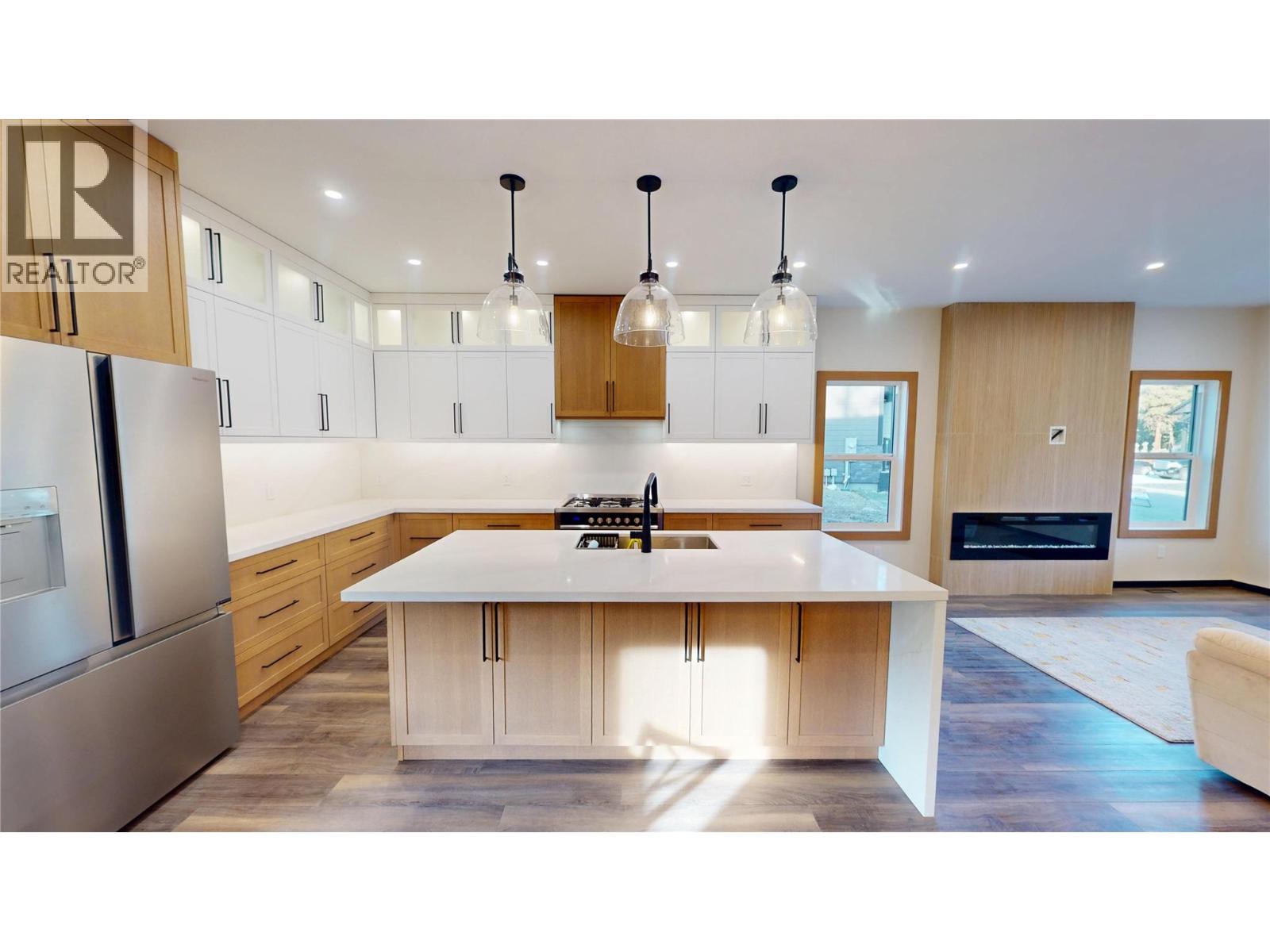 109 River Drive - 16