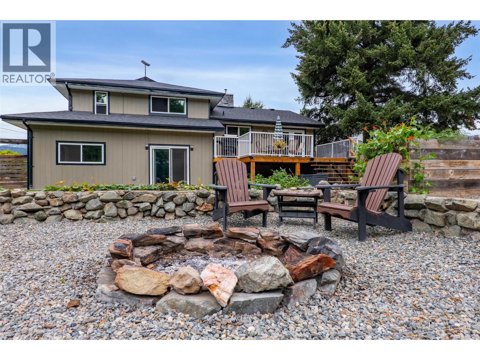 4702 SPRUCE Crescent - 38