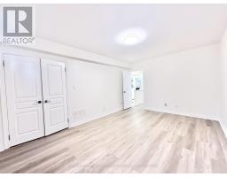22 Risebrough Avenue, Toronto, ON M2M2E1 Photo 7