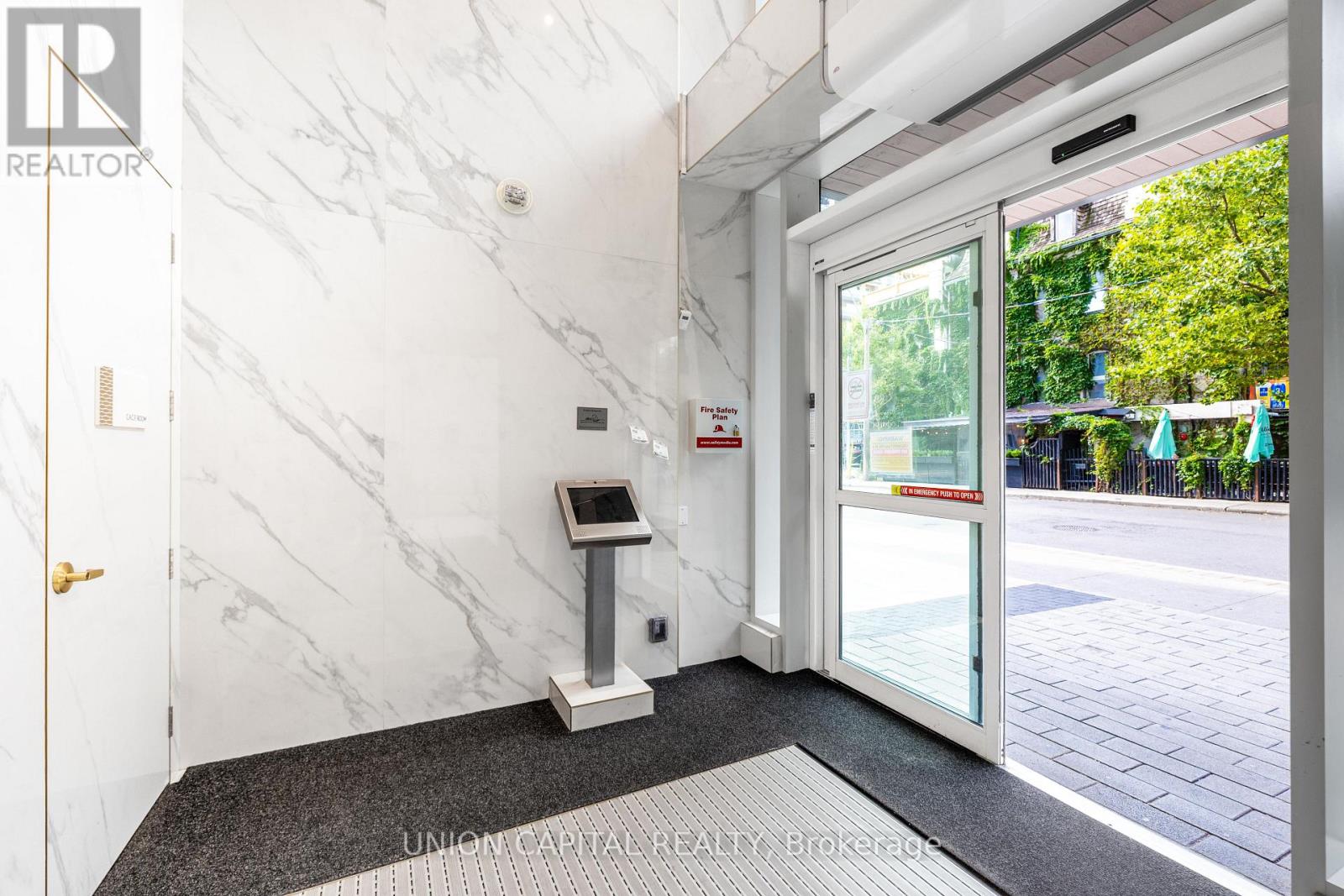 PH01 - 85 WOOD STREET, Toronto (Church-Yonge Corridor) — photo 4