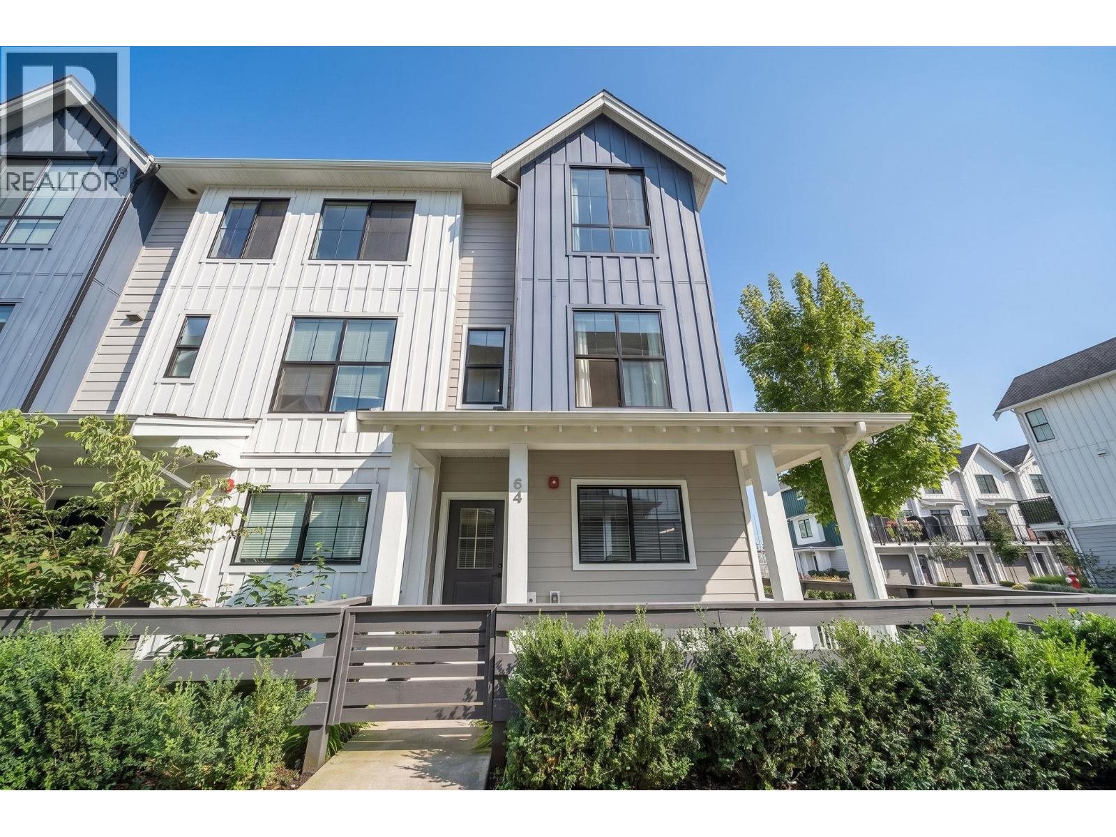64 488 FURNESS STREET, New Westminster