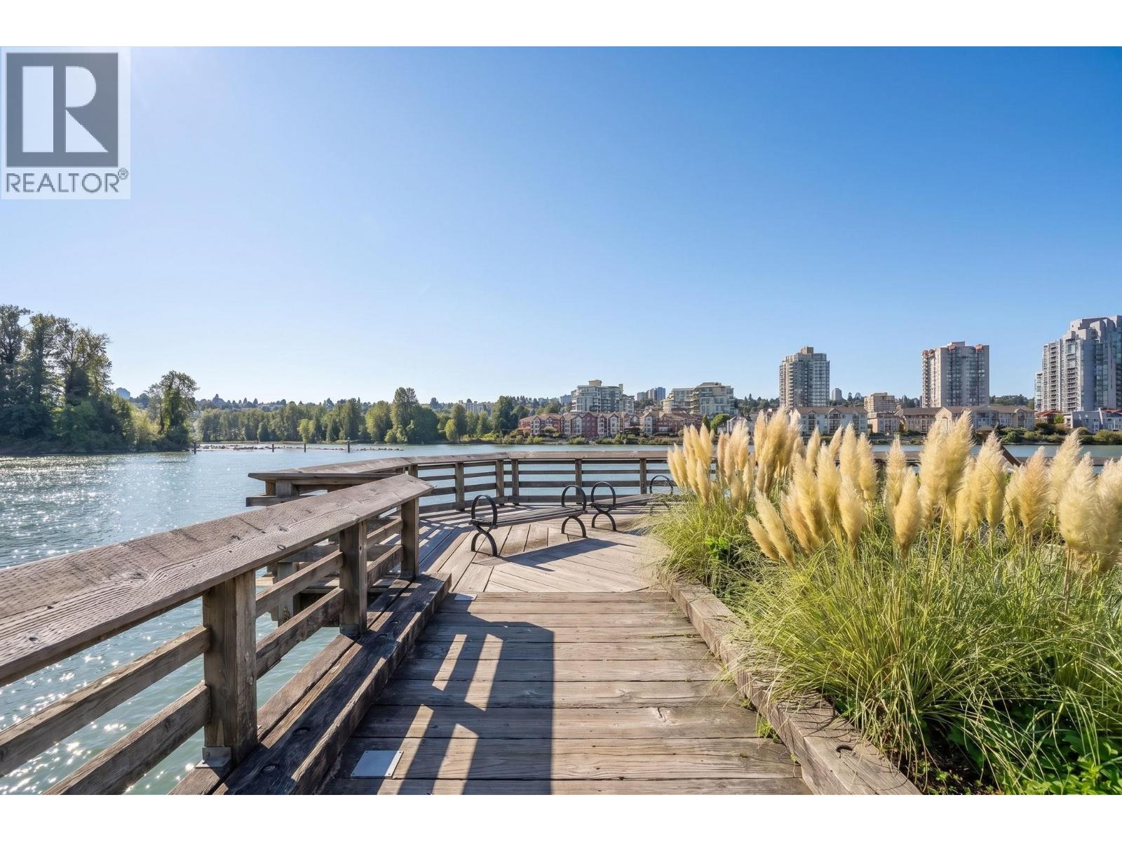 64 488 FURNESS STREET, New Westminster