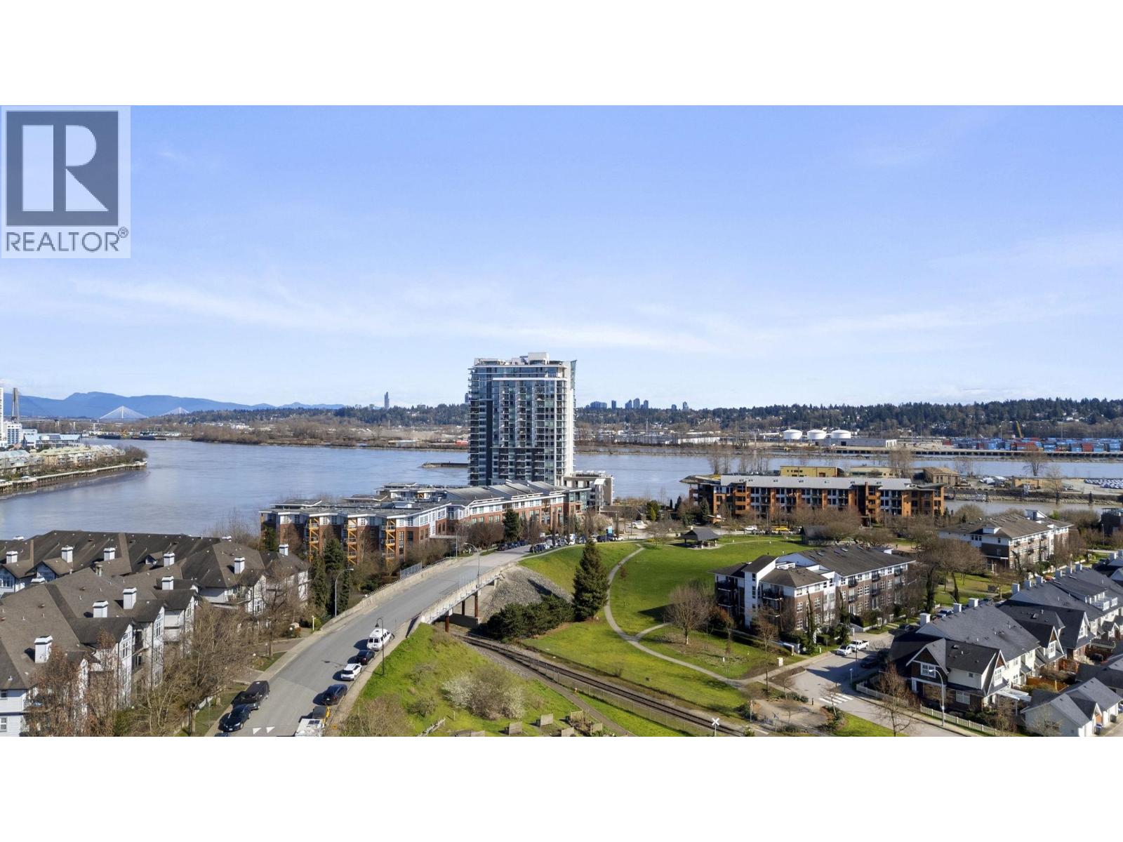 64 488 FURNESS STREET, New Westminster
