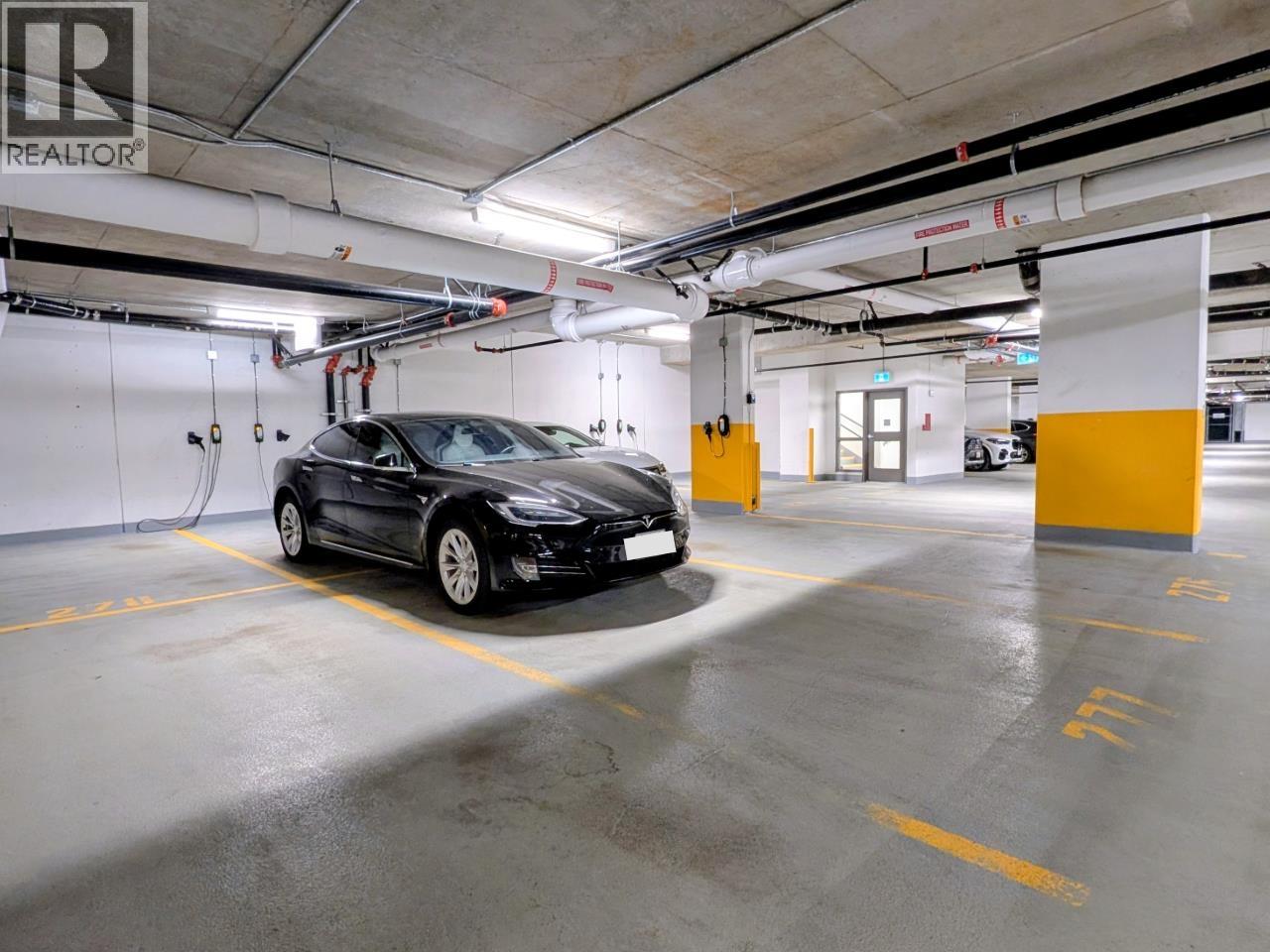 2704 1401 HUNTER STREET, North Vancouver