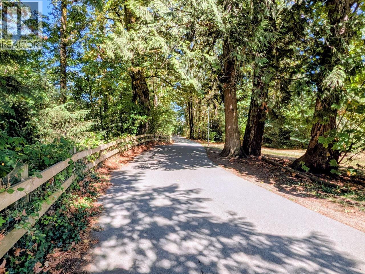 2704 1401 HUNTER STREET, North Vancouver
