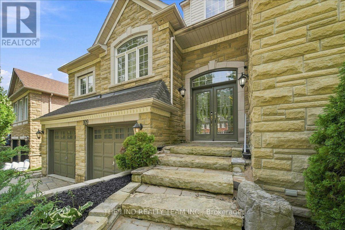 109 WILLIS DRIVE, Aurora (Aurora Highlands) — photo 3