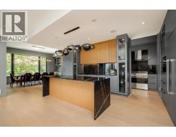 3170 Capstan Crescent, Coquitlam, BC V3C4H2 Photo 8