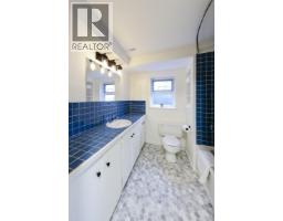 1243 Cloverley Street, North Vancouver, BC V7L1N7 Photo 25