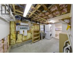 1243 Cloverley Street, North Vancouver, BC V7L1N7 Photo 27