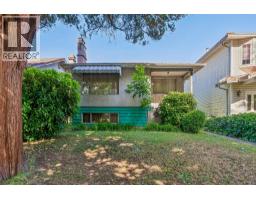 4420 Perry Street, Vancouver, BC V5N3X5 Photo 6