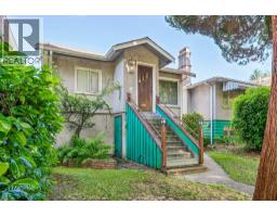 4412 Perry Street, Vancouver, BC V5N3X5 Photo 8