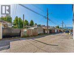 4412 Perry Street, Vancouver, BC V5N3X5 Photo 9
