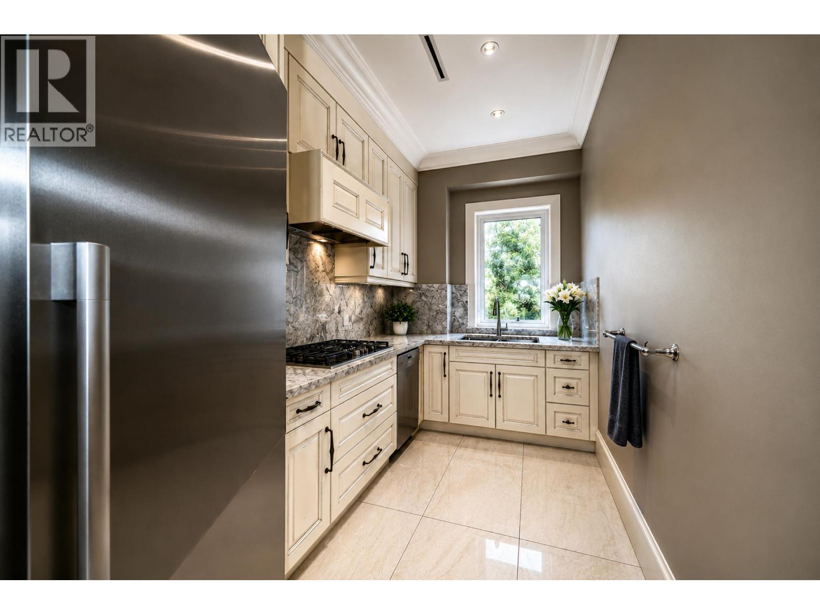 4751 GRANVILLE Avenue, Richmond