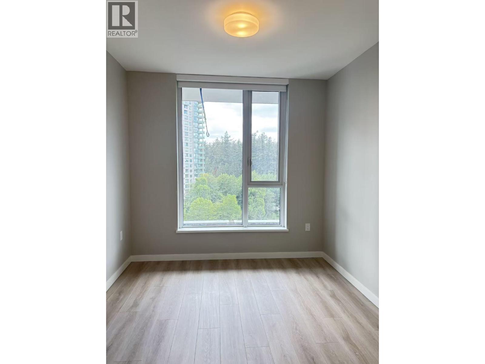 #908 5938 OLIVE Street, Burnaby, British Columbia, V5H2P6, Burnaby, British Columbia — photo 3 of 5