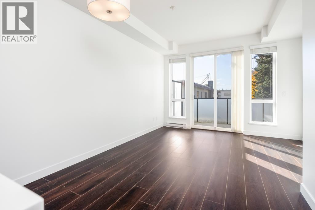 208 6533 MCKAY AVENUE, Burnaby
