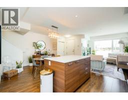 202 1061 Marine Drive, North Vancouver, BC V7P1S6 Photo 18