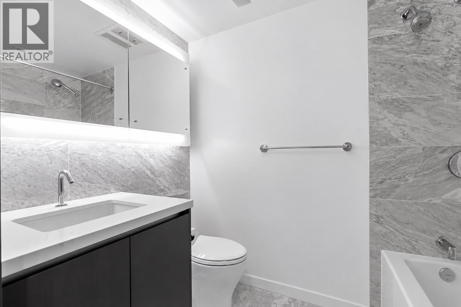 15XX 68 SMITHE STREET, Vancouver