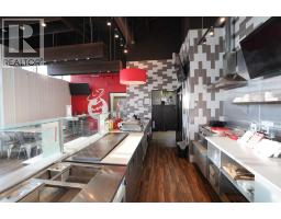 3561 20 Avenue Ne, Calgary, AB T1Y0B9 Photo 10