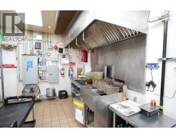 3561 20 Avenue Ne, Calgary, AB T1Y0B9 Photo 16