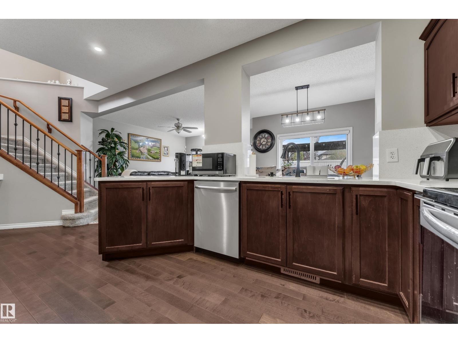 3230 21A AV NW - 13