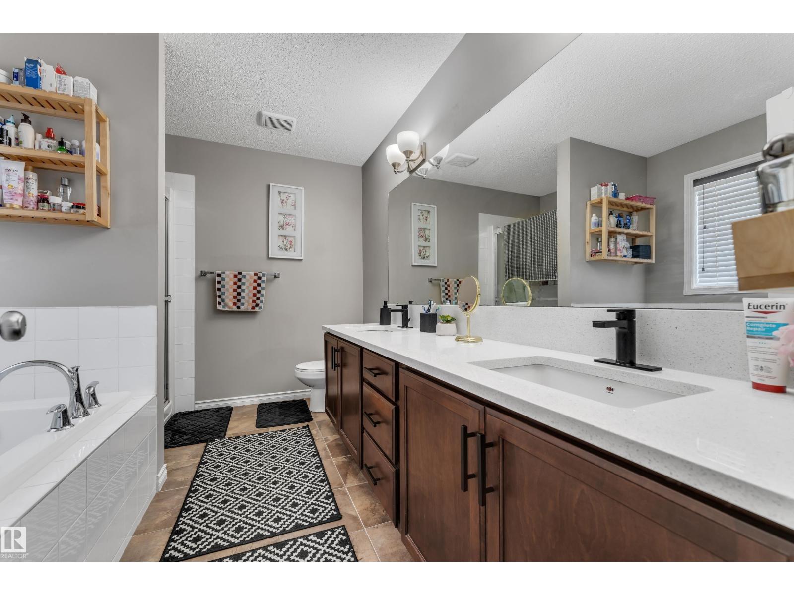3230 21A AV NW - 26
